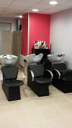 Photo n°2 de Nouvel'hair à Tencin (Salon de coiffure)