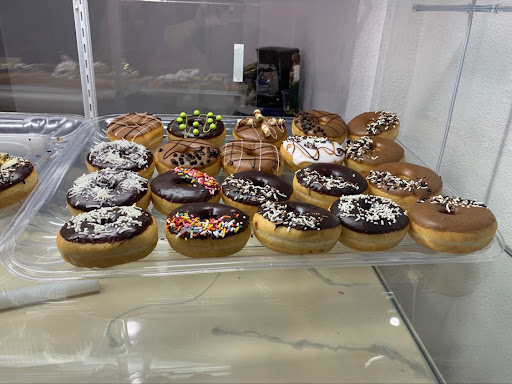 Delati Donuts - Thumbnail