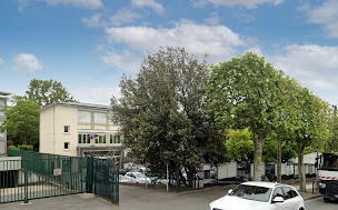 Photo n°2 de Centre administratif municipal à Villeneuve-le-Roi (Administration municipale)