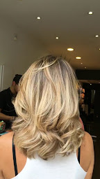 Photo n°2 de L'Atelier Montaigne à Libourne (Salon de coiffure)