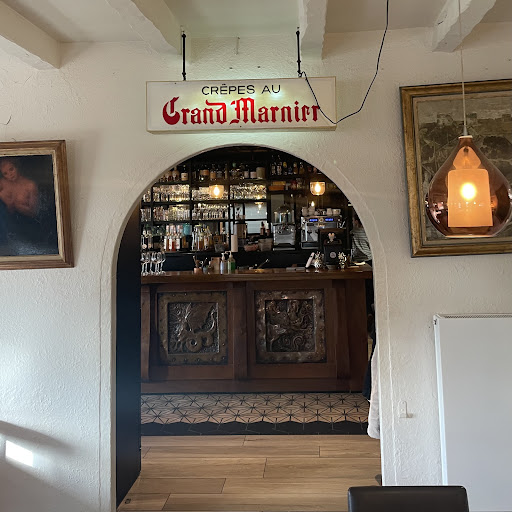 Photo 1 - Gray Gourmet Burgers