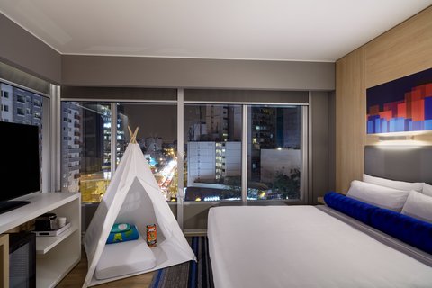 Aloft Lima Miraflores by null