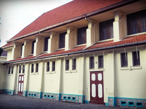 Gereja Katolik Hati Kudus Banda Aceh, Author: neo crusader