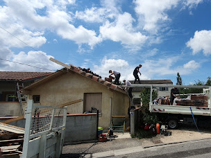 Photo n°8 de Grelier Couverture à L'Isle-Jourdain (Charpentier)