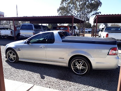 Photos of Eddies Motor And Leisure