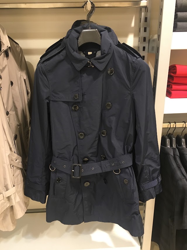 Burberry Outlet