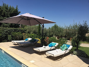 Photo n°9 de H et H immobilier à Taillades (Agence immobilière)