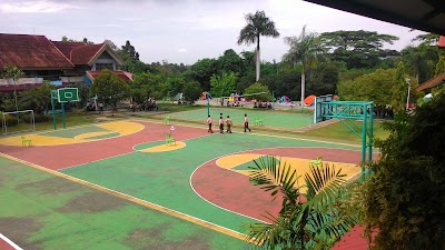 Photos of SMP Yayasan Pupuk Kaltim