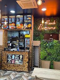 Photo n°33 de Ranch Brasserie à Saint-Denis (Restaurant halal)
