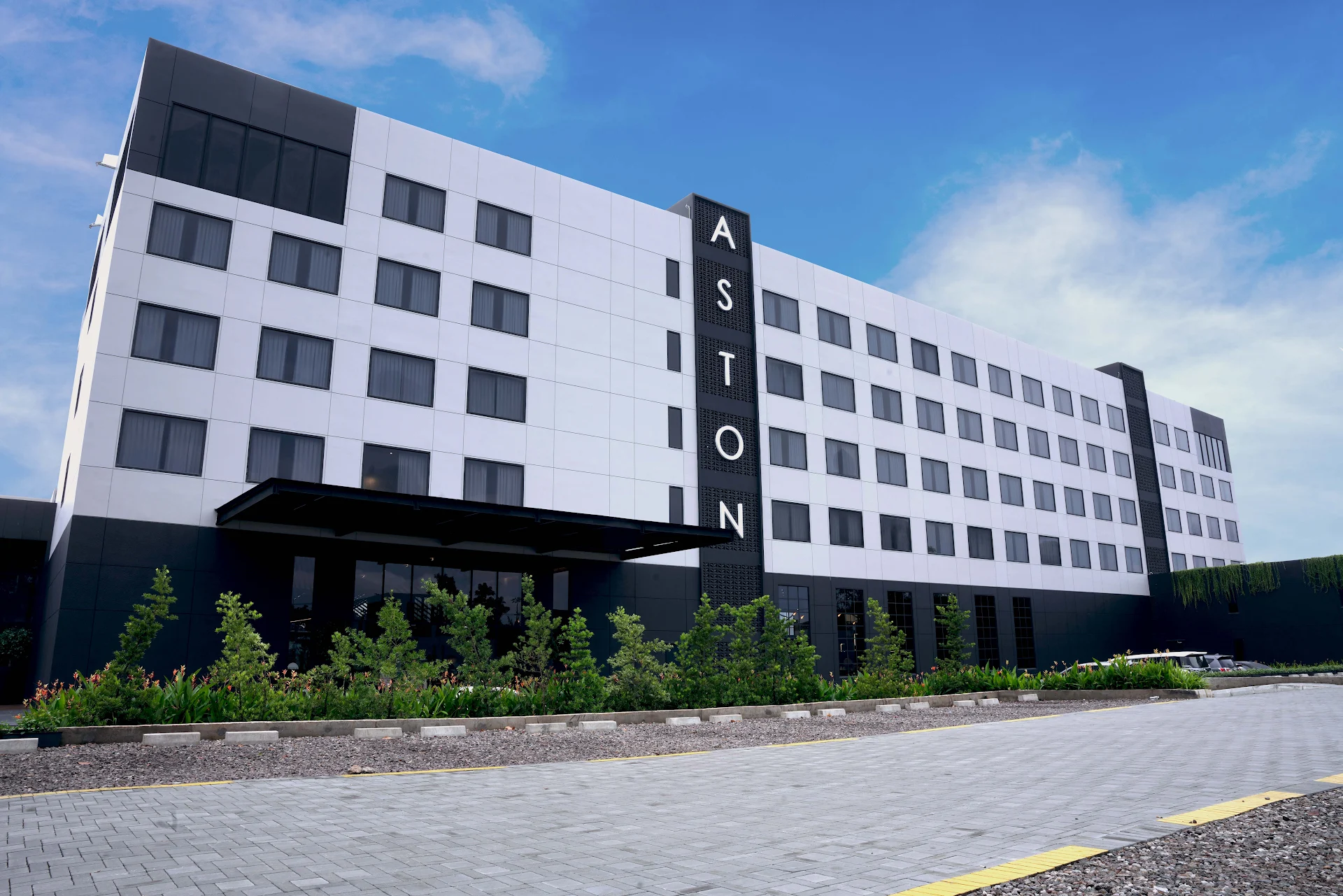 Aston Serang Hotel & Convention Center