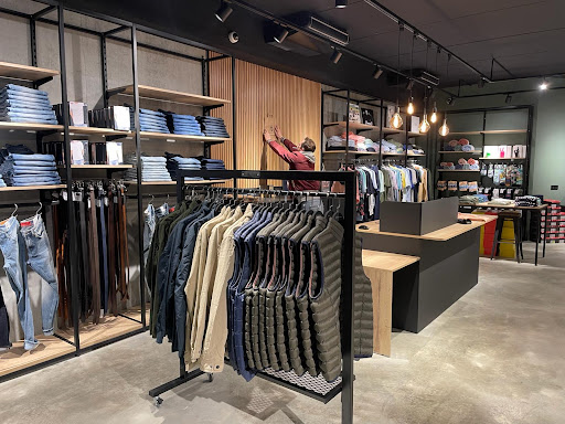 Boutique H - Concept store masculin à Rumilly - Thumbnail