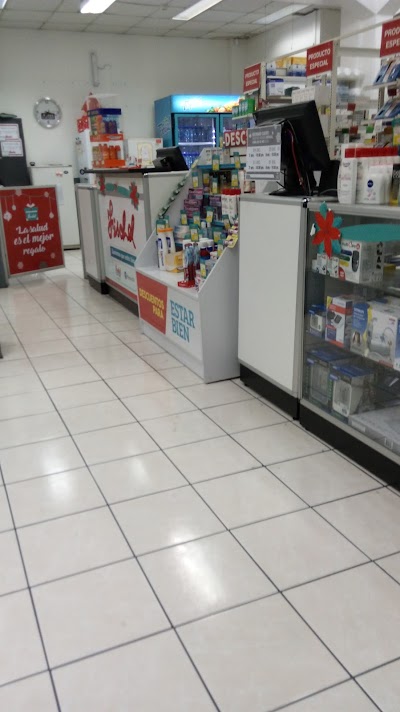 Photos of Farmacia Fischel