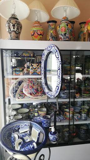 Iris Decoraciones Logo