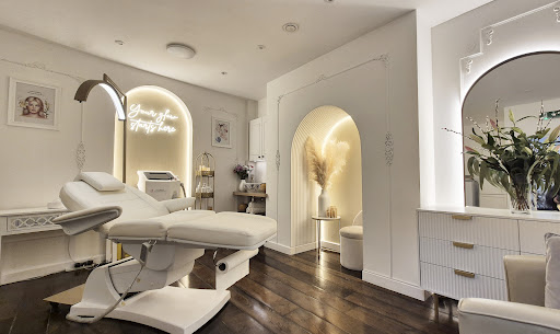 SkinWell Aesthetics Boutique | Notting Hill London