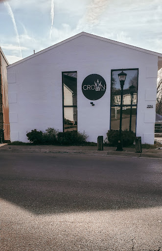 Crown Studio - Visual