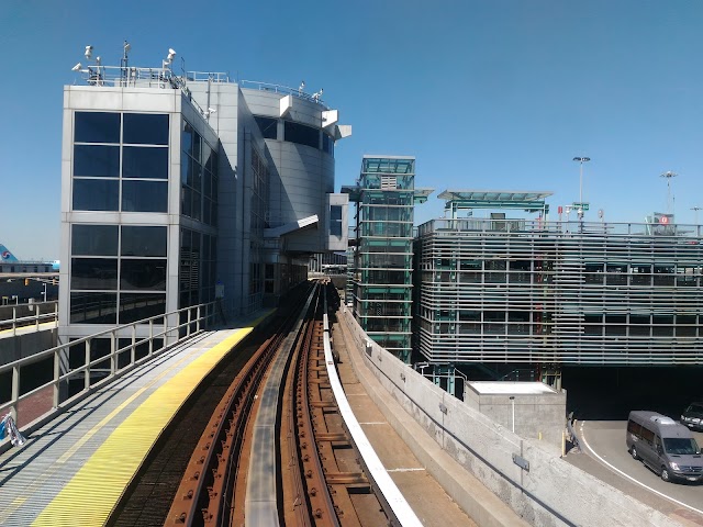 JFK Terminal 4