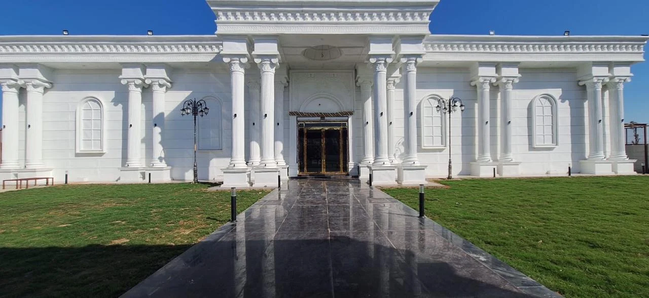 Raj resort and farmhouse