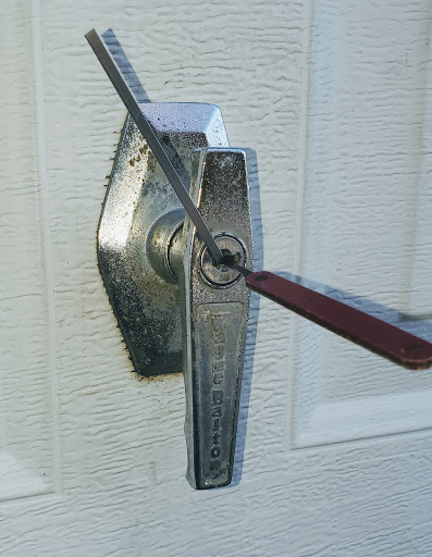 Hoffman Lockouts - Visual