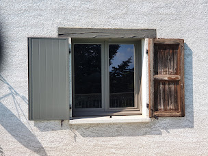 Photo n°17 de Stores et Fermetures Group à Saint-Clair-de-la-Tour (Magasin de stores et de rideaux)