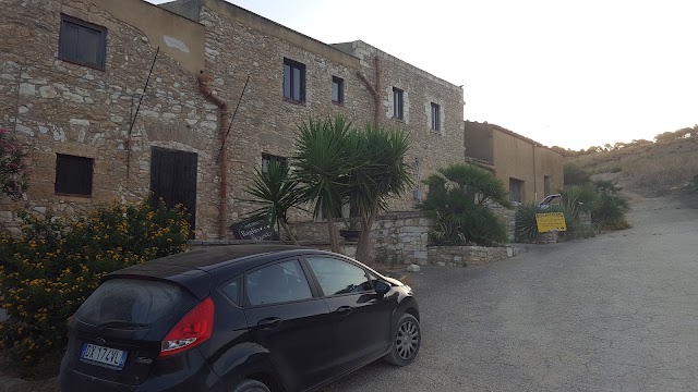 BAGLIO SEGESTA Turismo Rurale - Ristorante - Appartamenti - Camere B&B