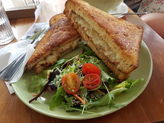 Huckleberry Food & Fare