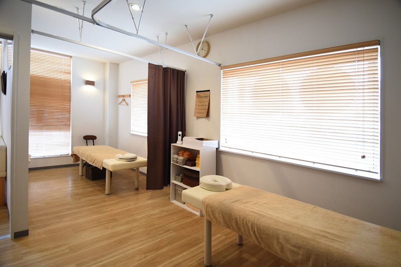 亀田ここらく整骨院