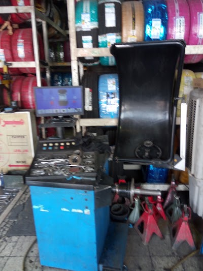 Photos of ميزان واطارات قطب Tire Alignment Shop - JN