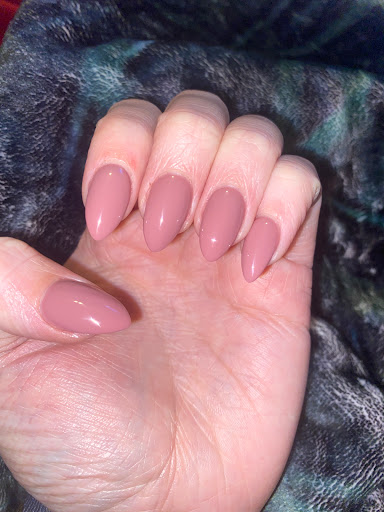 Chl Nails