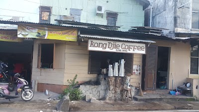 Photos of Kong Djie Siburik