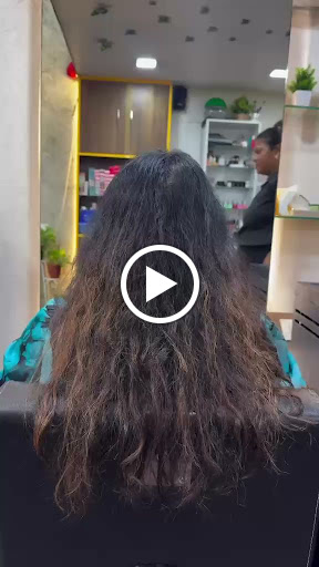 Frizzy hair, rough texture and endless time spent styling? Sometimes your hair simply needs the r… post image