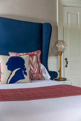 The Merchant by null