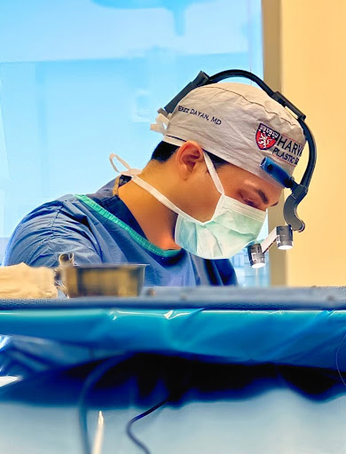 Avance Plastic Surgery Institute: Dr. Erez Dayan - Thumbnail