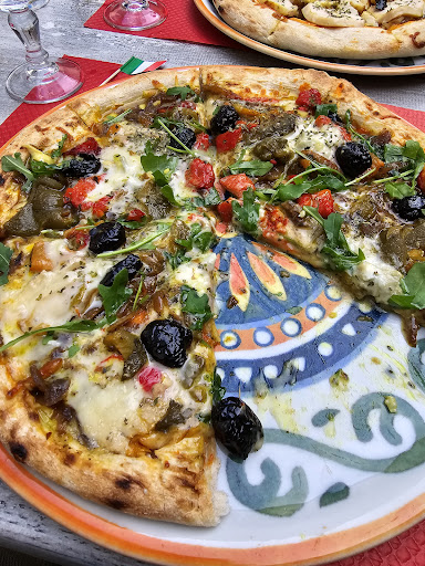 Le penalty bar concert Pizzas - Thumbnail