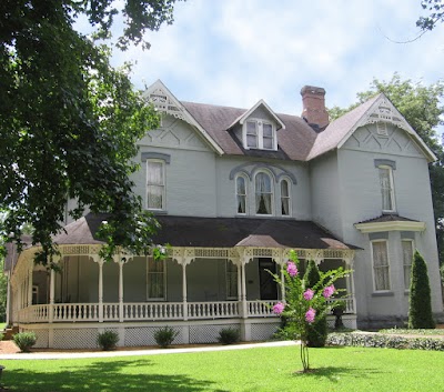 Photos of Falcon Rest Mansion & Gardens