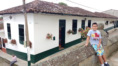 Photos of Plazoleta Jerusal&eacute;n