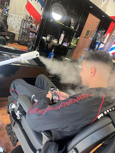 Yc barber givors - Thumbnail