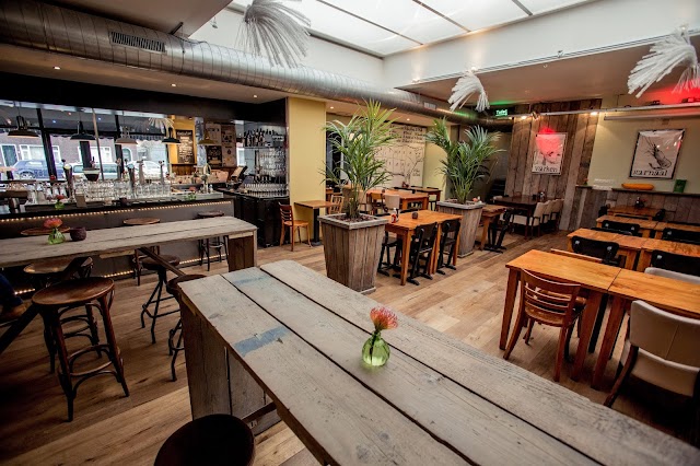 Restaurant De Branding