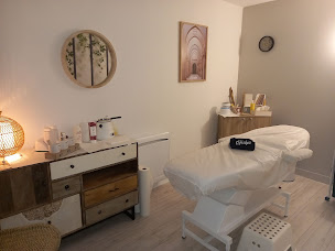 Photo n°5 de Clin d'Oeil à Douvres-la-Délivrande (Institut de soins du visage)