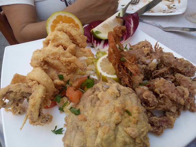 AL Mazari Restaurant