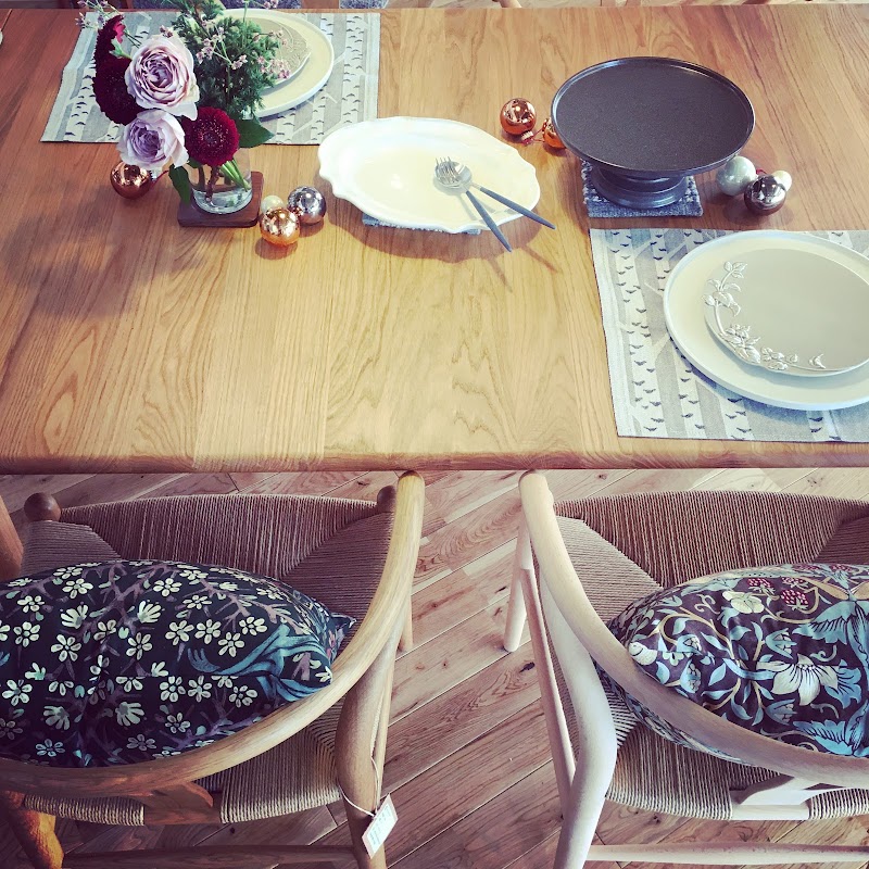 名作家具店LASTショールーム（要予約制）