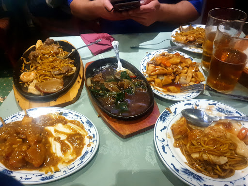 Hon's Chinese Restaurant - Thumbnail