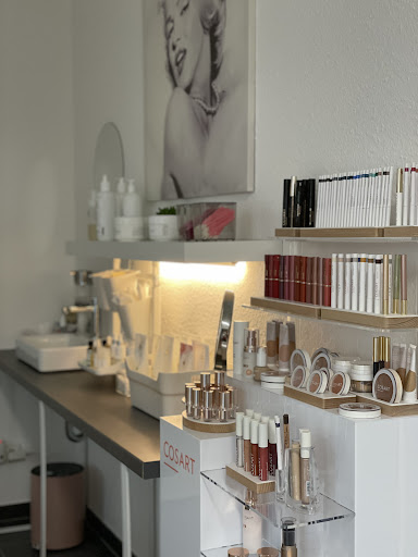 Kosmetikinstitut Yvonne Gallery - Germany