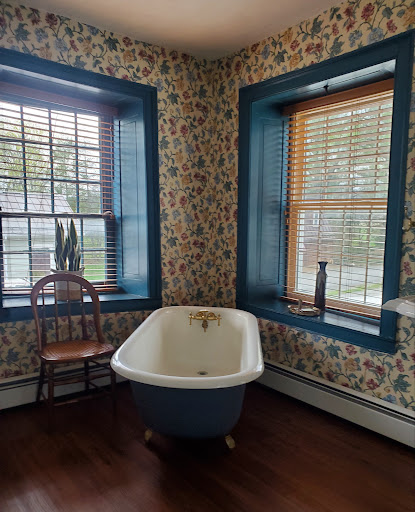 Mansion House 1757 Boutique Inn, Restaurant, & Tavern Gallery - United States