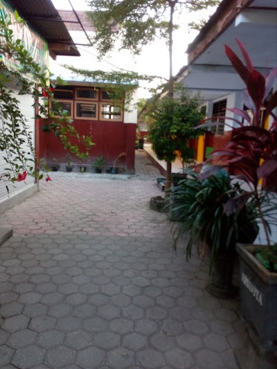 Photos of SMP Negeri 1 Kedungwaru