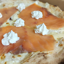 Photo n°1 de Food truck pizza la joie demeure à Guignes (Pizzas à emporter)