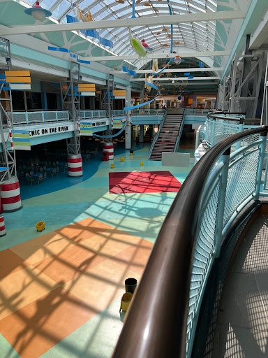 Cincinnati Mall - Thumbnail