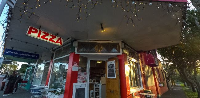Papa's Italian Eatery
