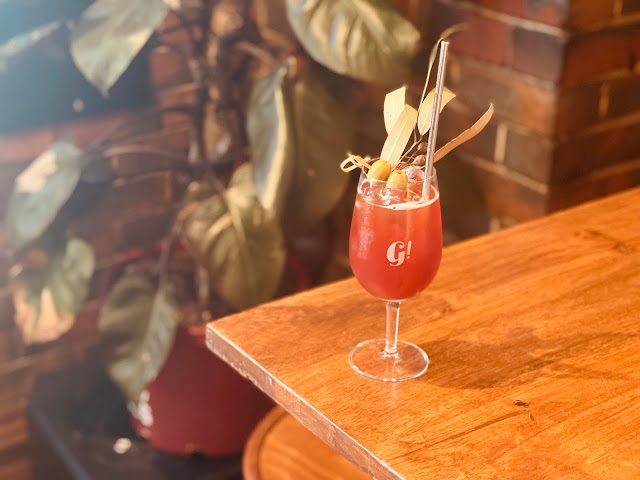 Goldy's! Tavern by null