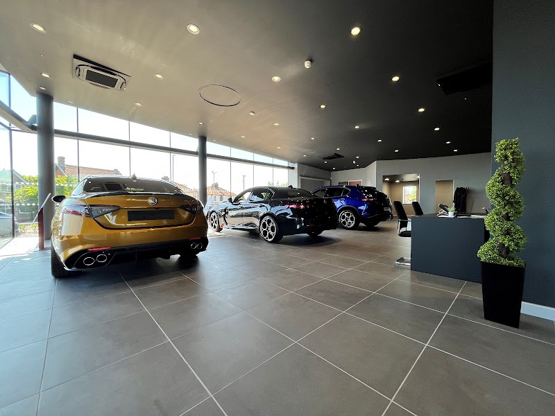 Alfa Romeo Motorvogue Norwich photo 2