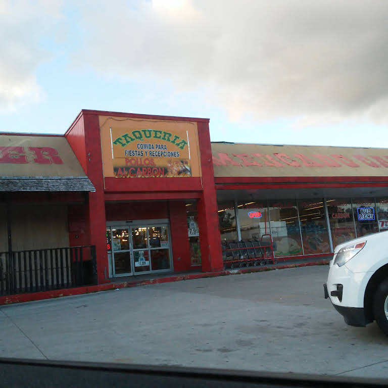 Supermercado Carrera and Taqueria - Grocery Store in Aurora